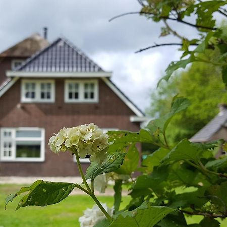 Bed and Breakfast The Barnyard Balinge Екстер'єр фото