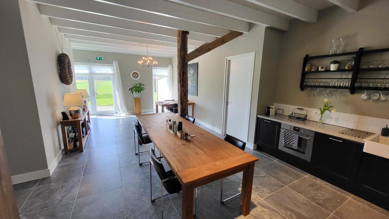 Bed and Breakfast The Barnyard Balinge Екстер'єр фото