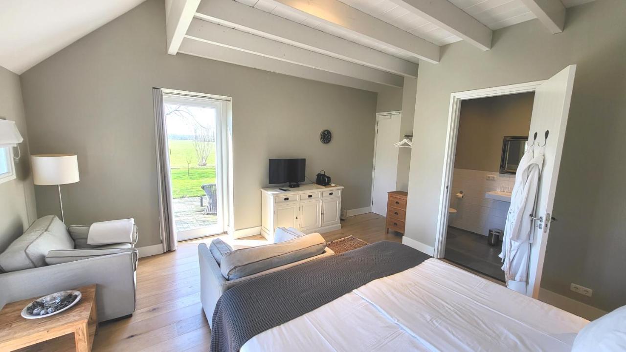 Bed and Breakfast The Barnyard Balinge Екстер'єр фото