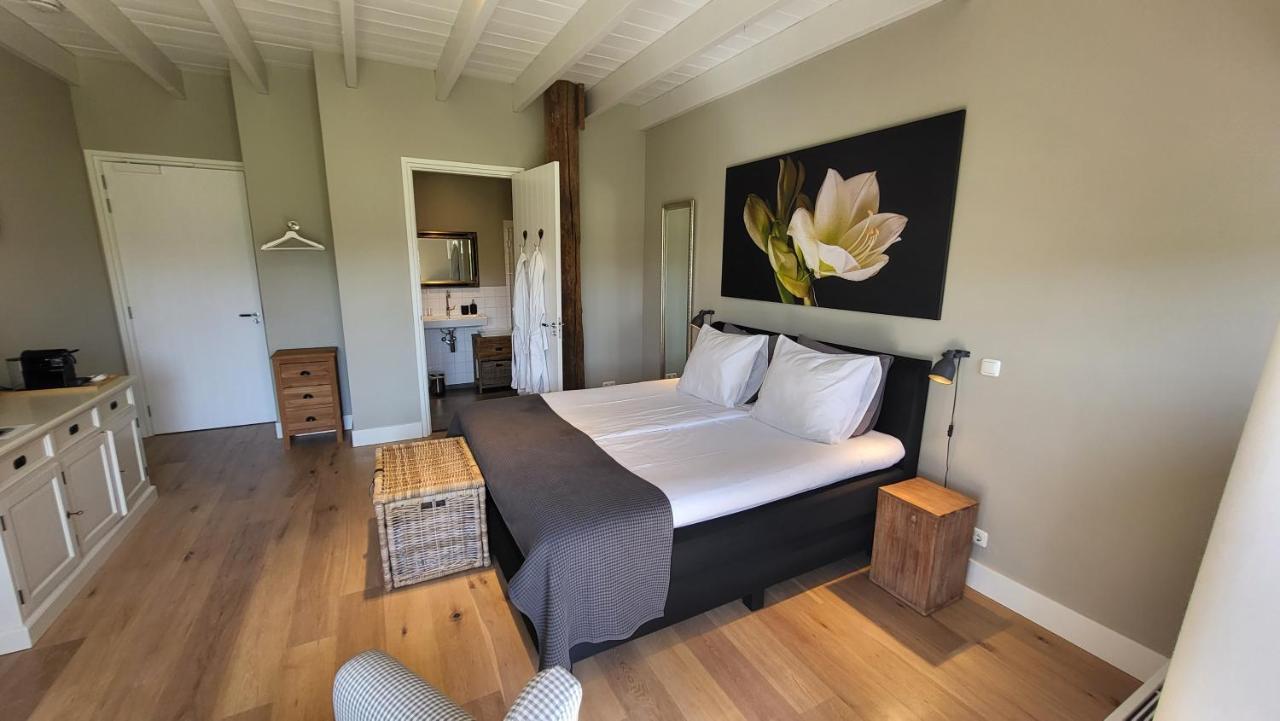 Bed and Breakfast The Barnyard Balinge Екстер'єр фото